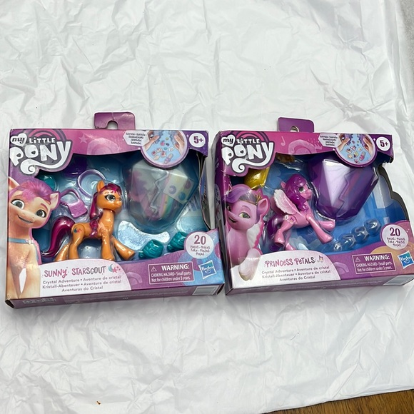 NWT My Little Pony Crystal Adventure Princess Petals and Sunny Starscout 3" - Picture 1 of 8